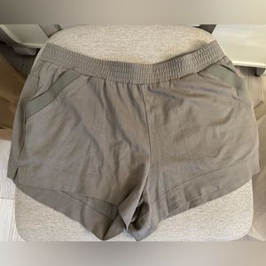 HANRO lounge shorts